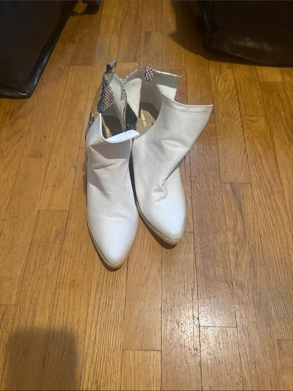 Pointed White Ankle Booties with Snakeskin Back Detail